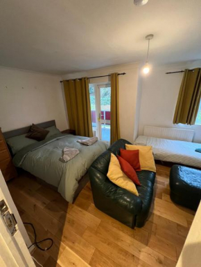 Royal Height - 3 bed in Wembley